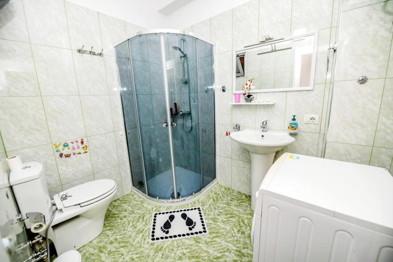 Happy Stories' Apartment In City Centre Shkoder Ngoại thất bức ảnh