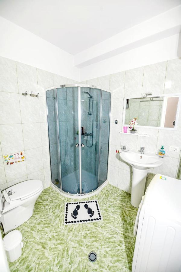 Happy Stories' Apartment In City Centre Shkoder Ngoại thất bức ảnh